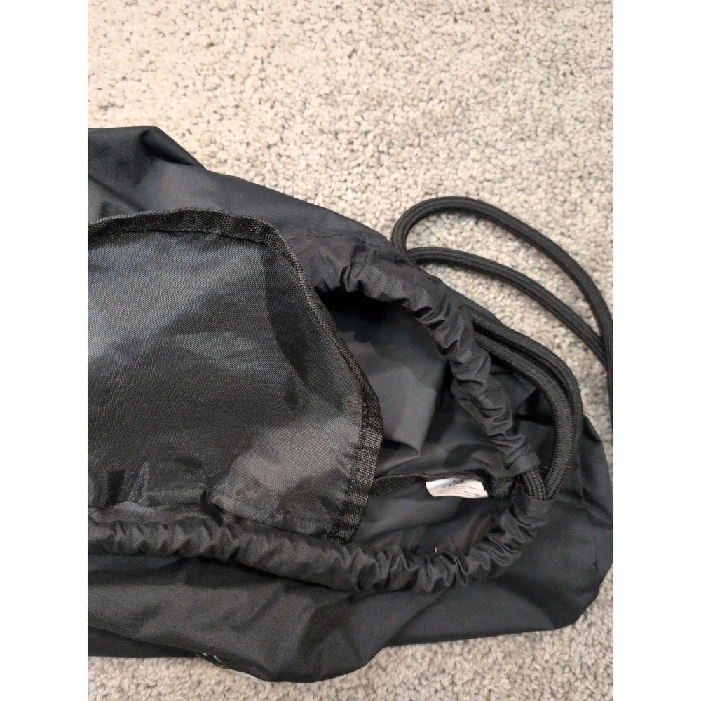 University of Chicago College Drawstring Backpack Black Cinch Bag Side Zip Logo